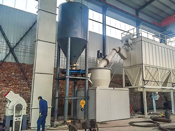 超細(xì)磨粉機細(xì)度可達多少目，1250目碳酸鈣超細(xì)磨粉機價格？